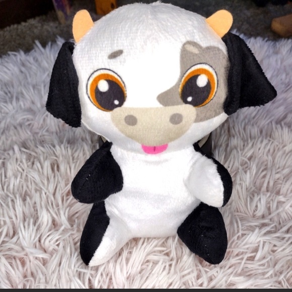 Kellytoy Other - Cow plushie 4 for 25$ bundles
